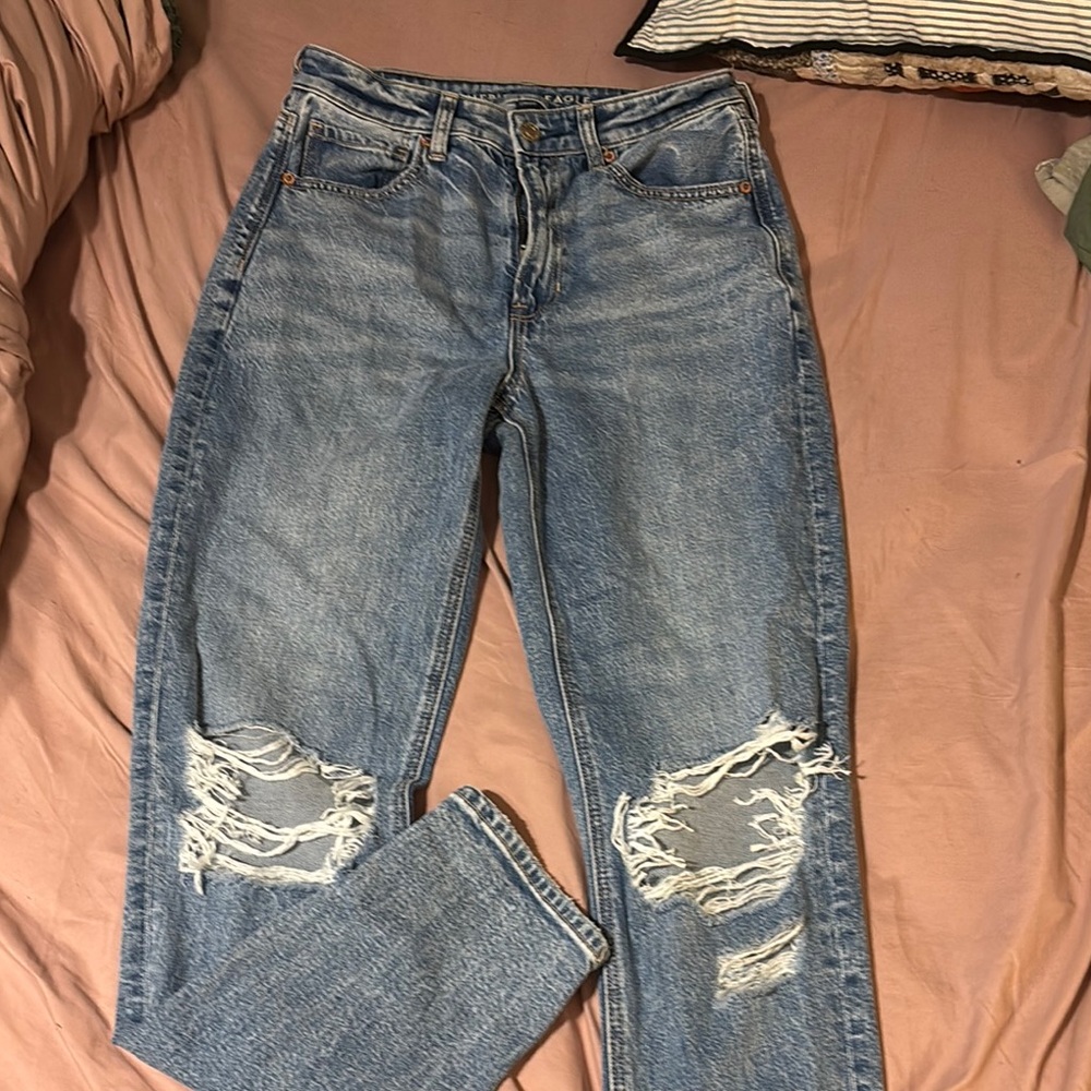 American Eagle Mom Jean